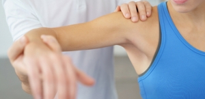 Rehabilitációs tippek a szóba jöhető terápiás beavatkozásokhoz kapcsolódóan.